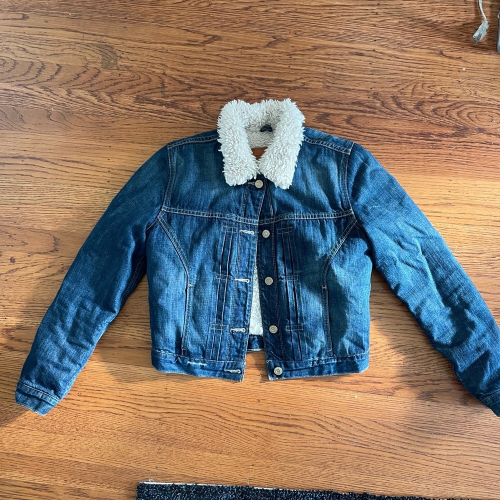 Vintage Levi’s Sherpa lined trucker jacket